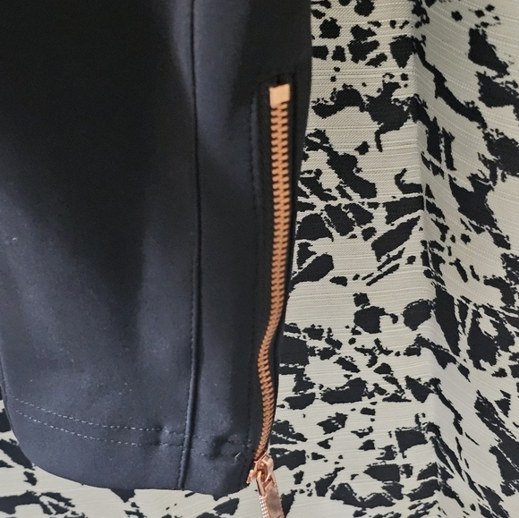 Ted Baker Black pannelled leggings - Picture 3 of 6